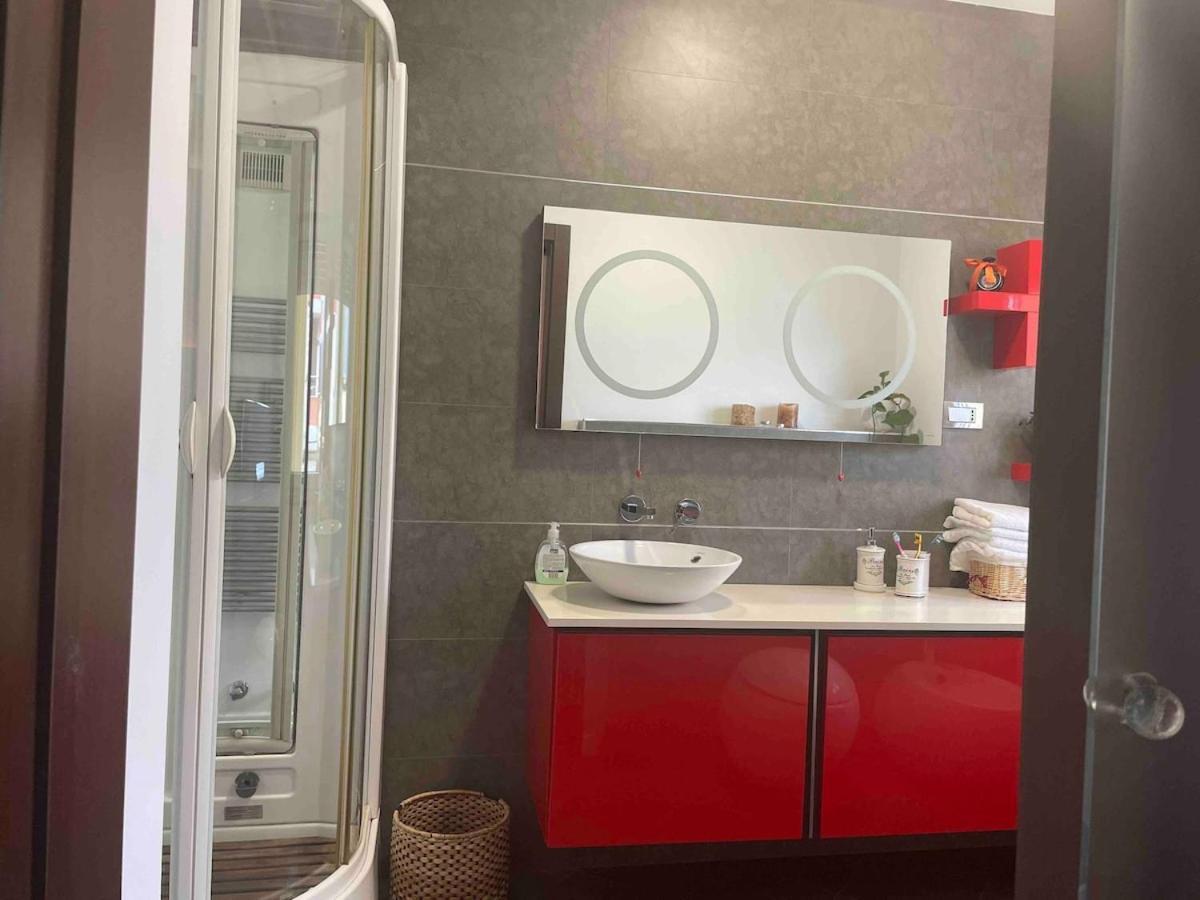 Luxury Spacious Flat With A Lovely Terrace Tirana