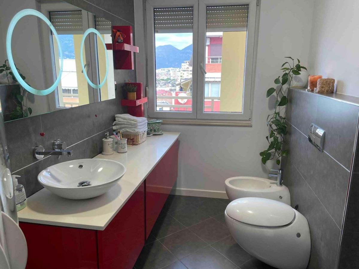 Apartamento Luxury Spacious Flat With A Lovely Terrace Tirana